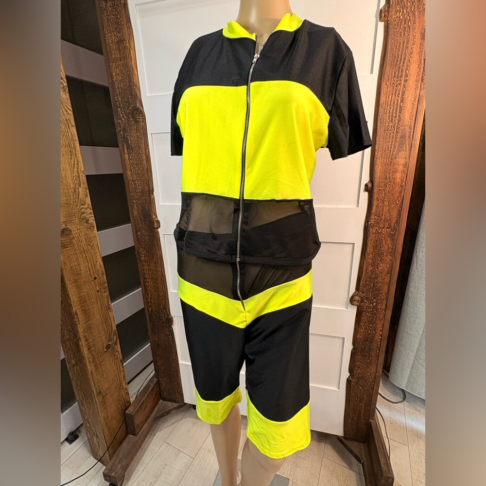 Color blocked zippered nylon spandex top & biker shorts set USA